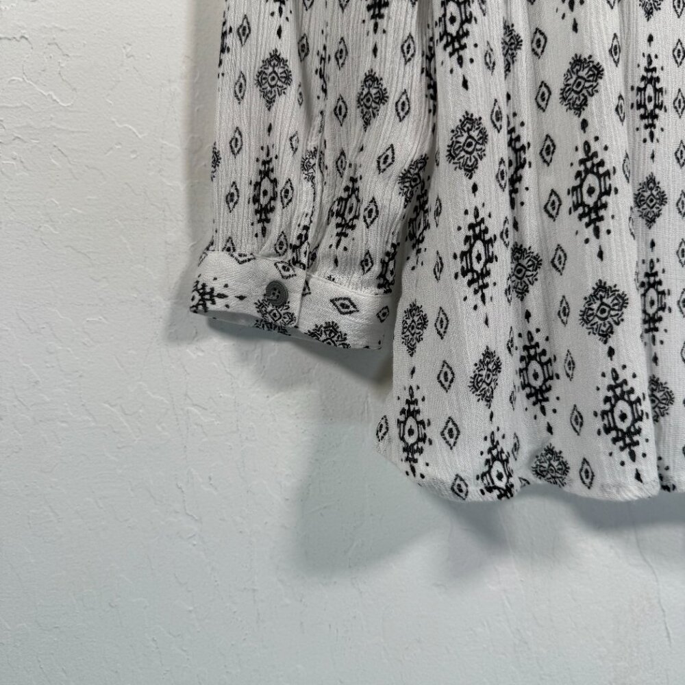 En Crème White Black Ikat Design Band Collar Hi-Low Hem Pocket Tunic Top Size M - Picture 4 of 10